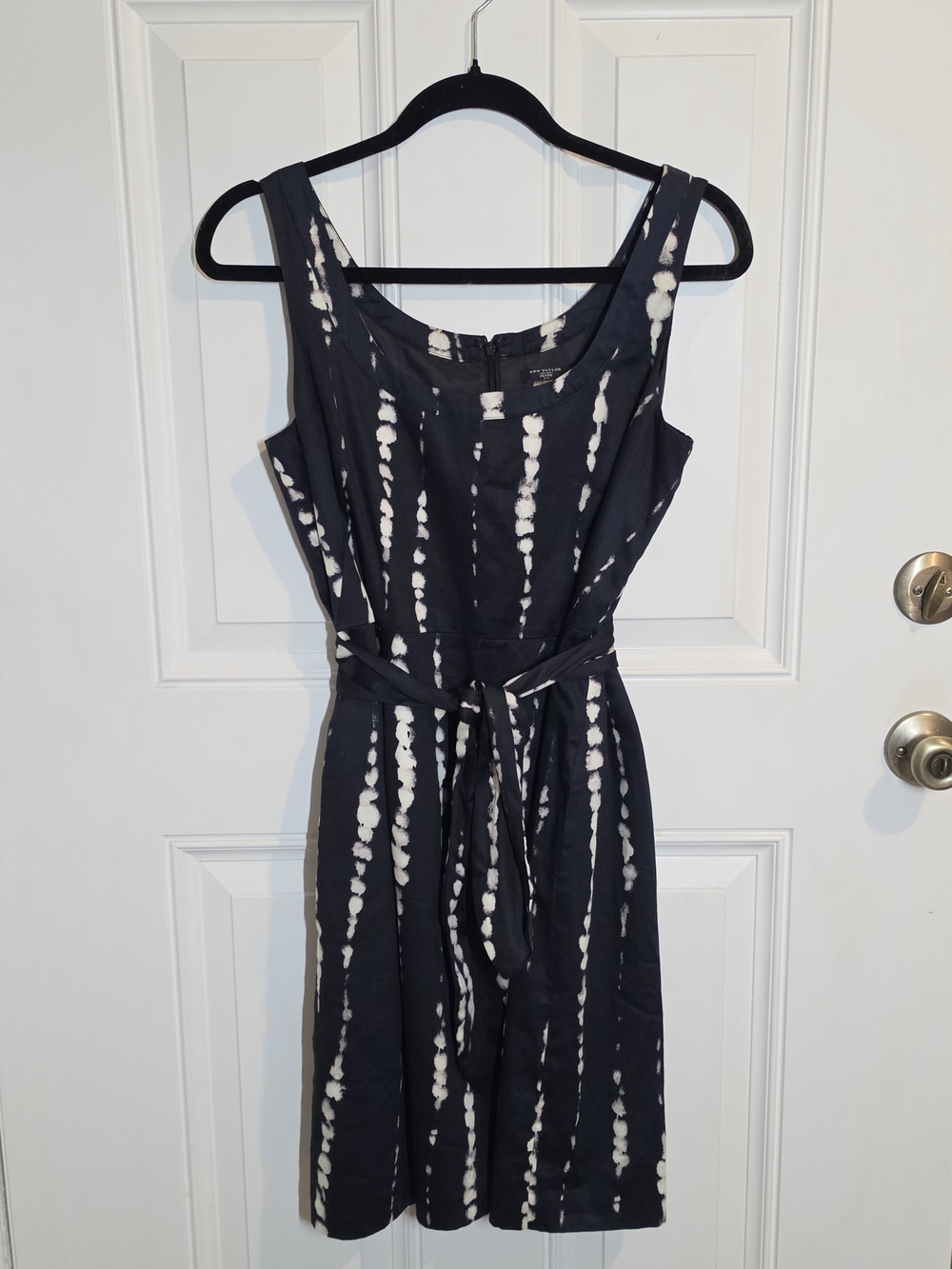 Ann Taylor Petite Women's Belted Dress in Black & Cream